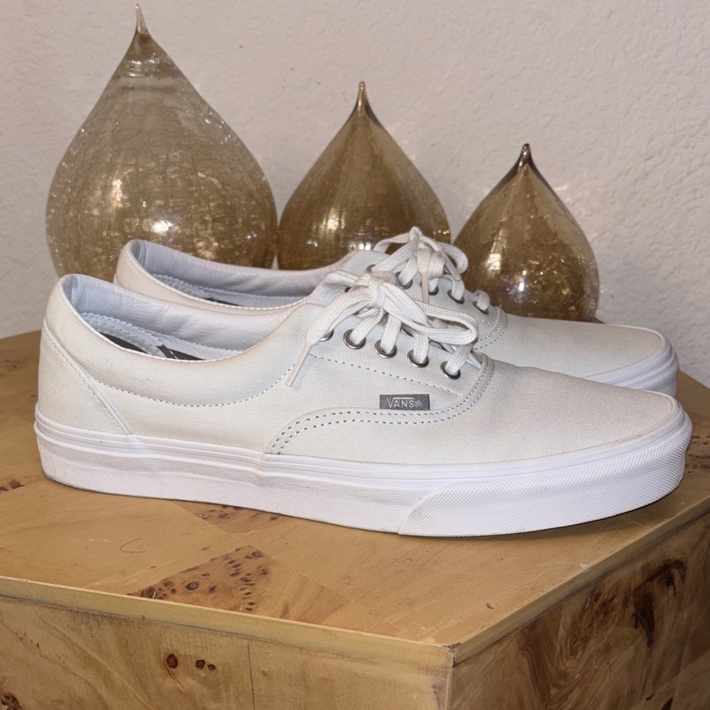 Vans Men's Classic White Sneakers